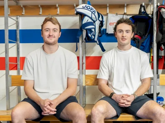 EHC Kloten verl&auml;ngert mit den Meier-Zwillingen