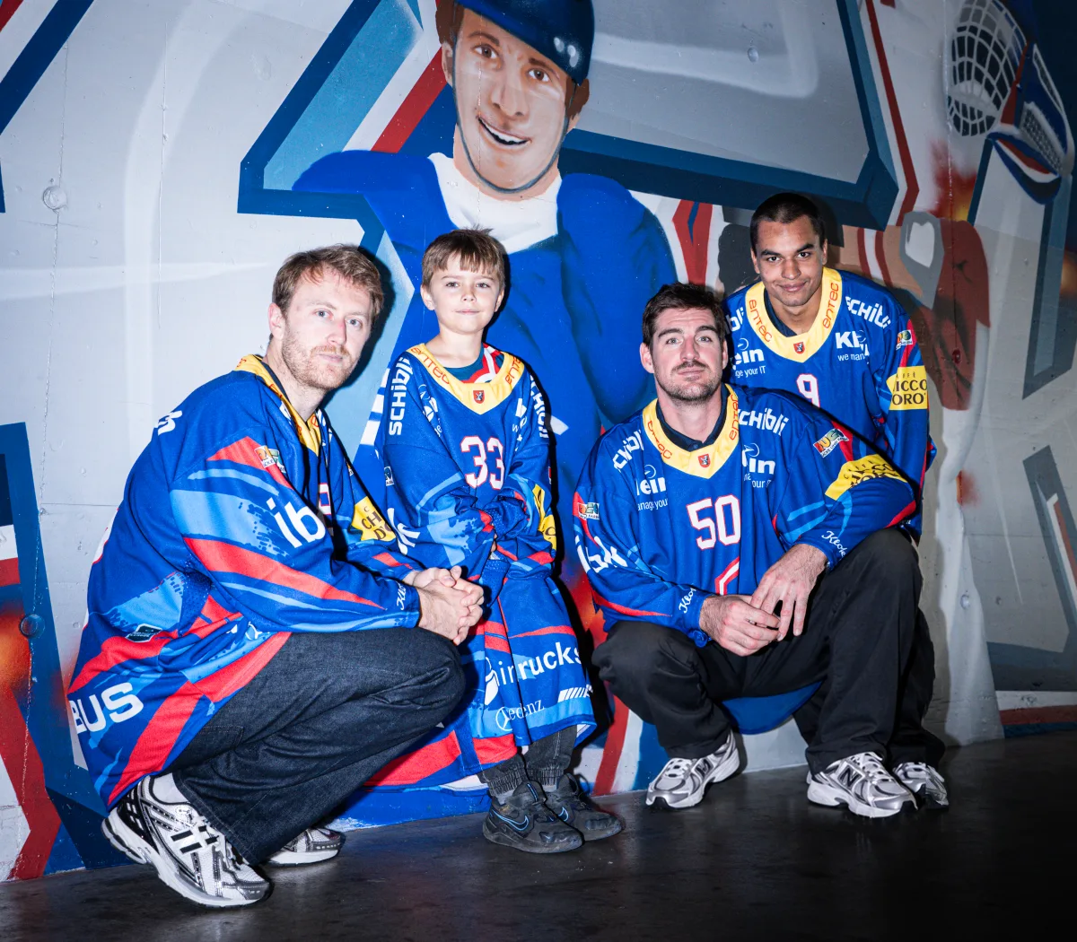 Vom eigenen Entwurf zum echten EHC Kloten-Trikot
